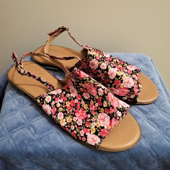 Y2k floral sandals - Picture 2 of 4